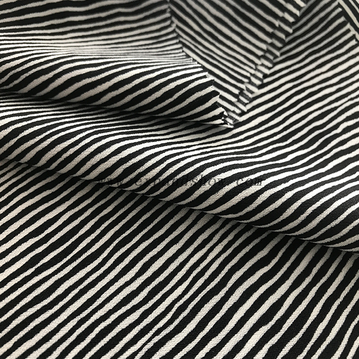 Rhombus printed fabric 