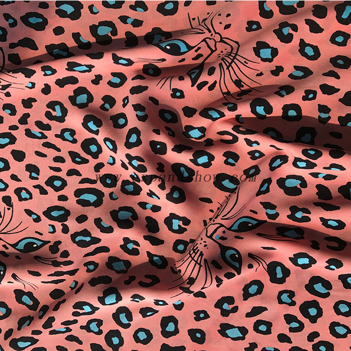 Rhombus printed fabric 