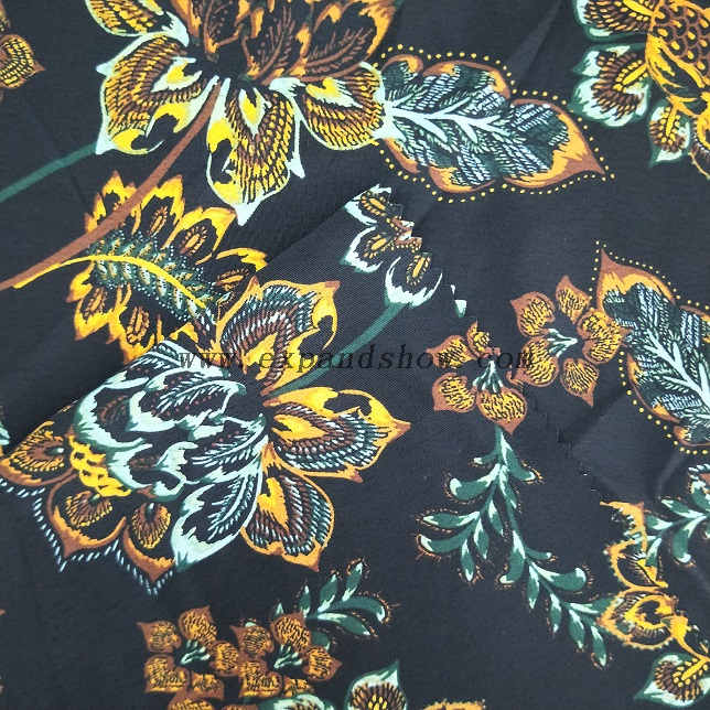 Fancy women dresses fabric polyester scuba crepe dyed fabric 